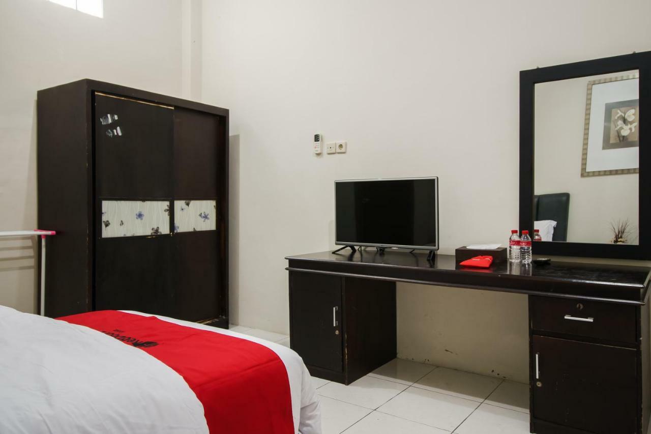 Reddoorz Syariah Near Fort Marlborough Бенгкулу Екстериор снимка
