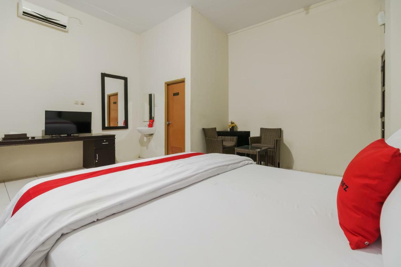 Reddoorz Syariah Near Fort Marlborough Бенгкулу Екстериор снимка